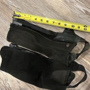 Kids size s horseriding chap for (age 4-6)